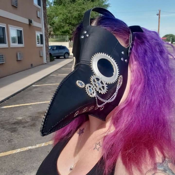 Meet your Posher, Christina - Picture 6 of 7